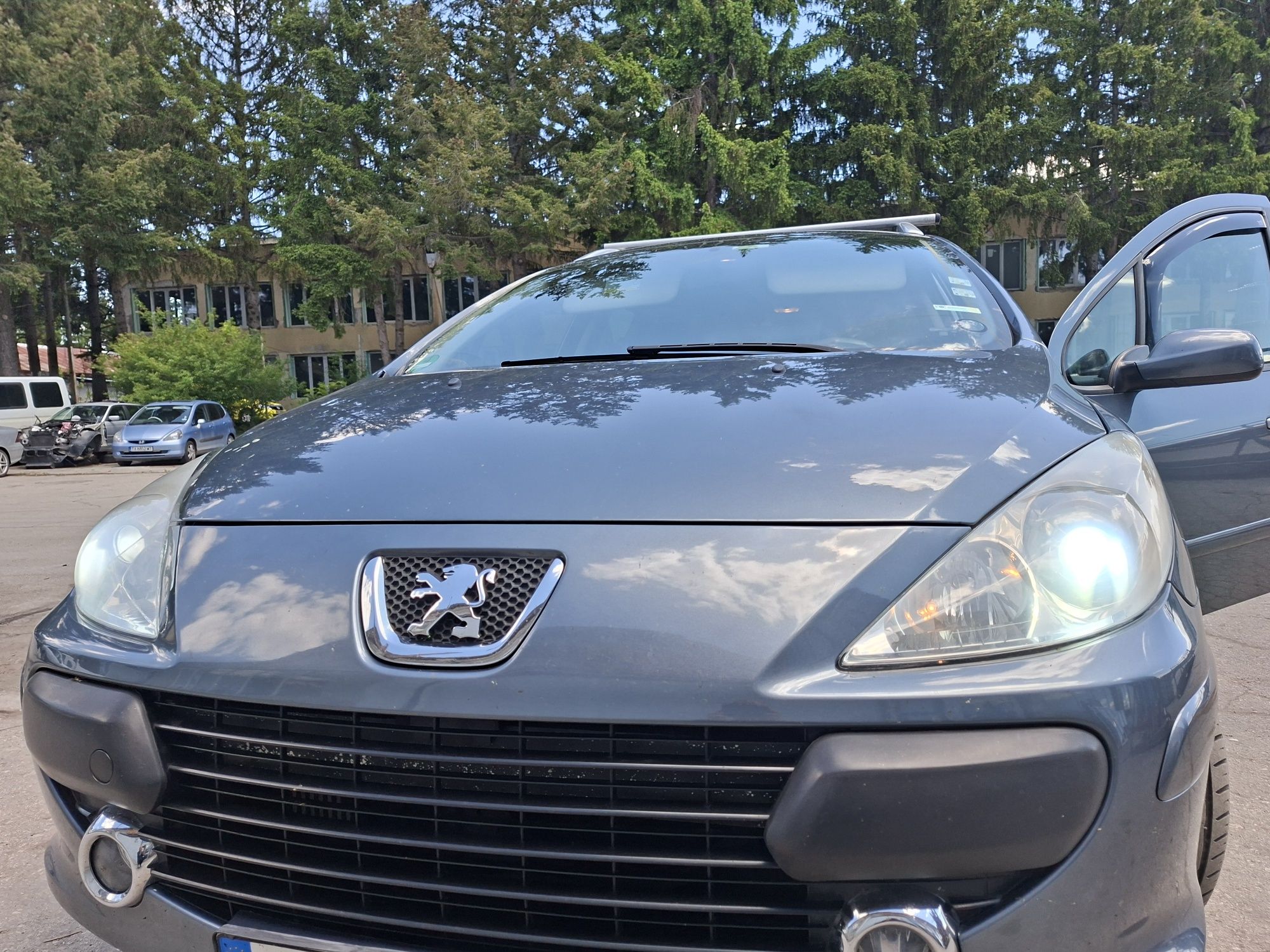 Peugeot 307 HDI 2005 година