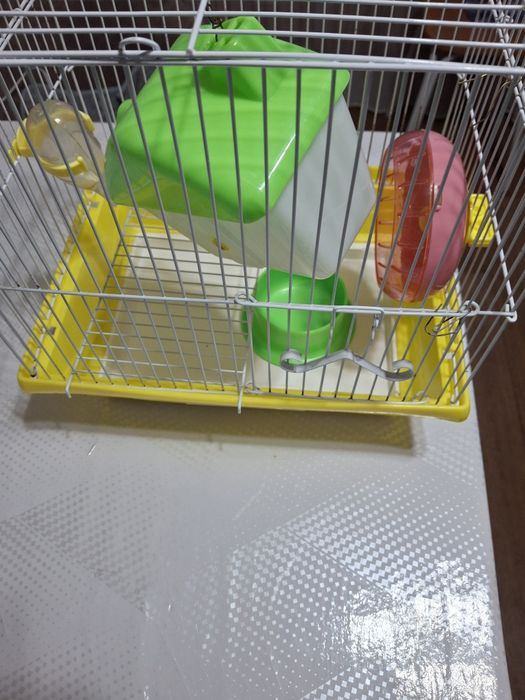 Продам клетку б/у.для мелких  грызунов.