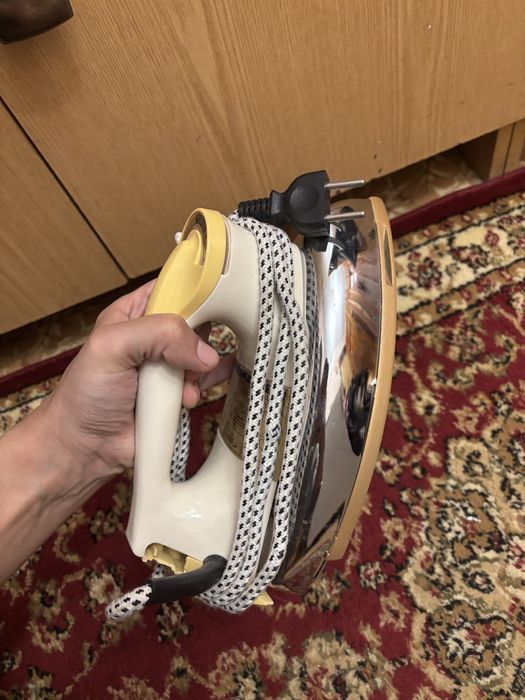 Продам утюг за 3500 тг