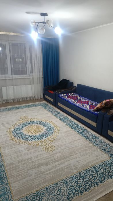 Диван в хорошем состоянии