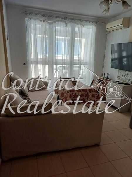 Двустаен Обзаведен Възраждане ! Възможно с малко куче !