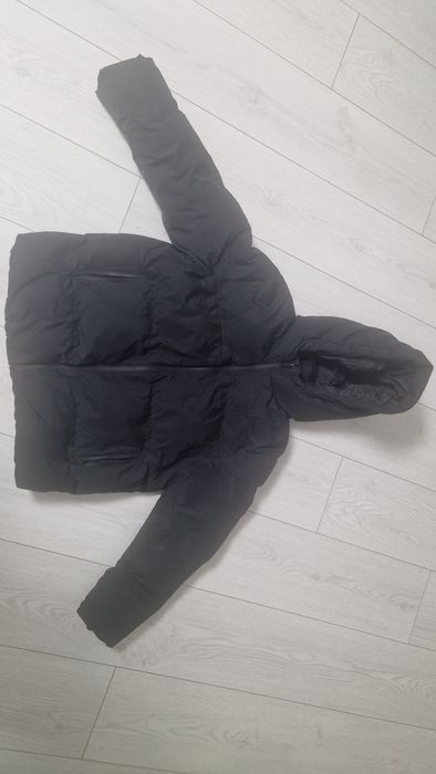 Geaca Zara marimea 140 cm