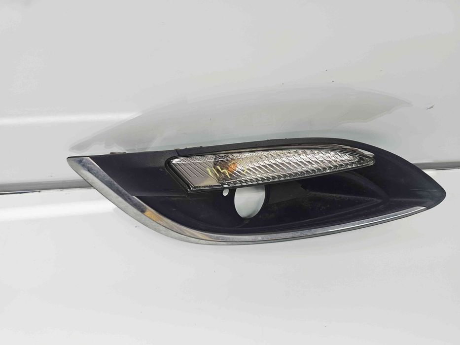 Grila proiector dreapta Opel Astra J [Fabr 2009-2015]