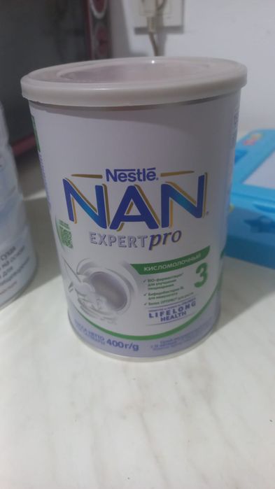 Смесь Нан Nan кисломолочный