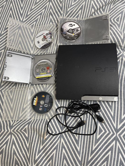 Продаю playstation3 slim