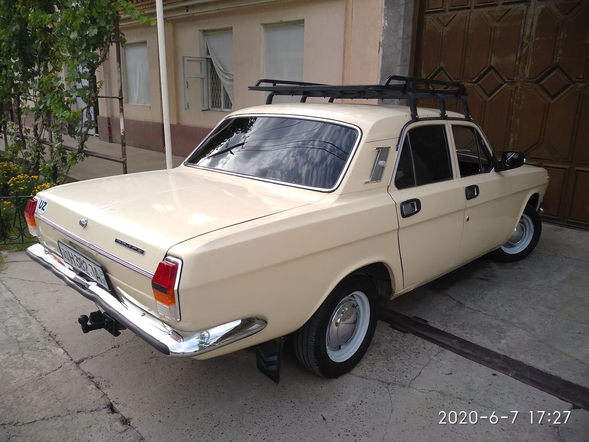 Volga 2401 sotiladi holti yaxwi