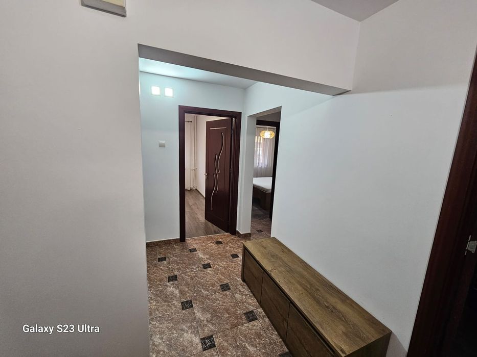 Vand apartament 3 camere parter Burdujeni