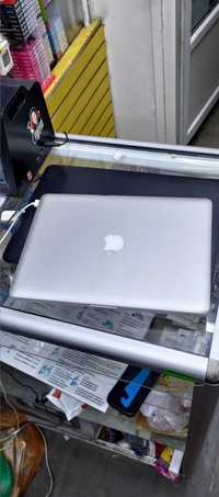 MacBook Pro 13inch. 2010 год