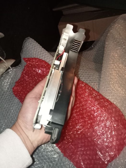 Placă video Biostar Radeon RX 550 4GB GDDR5 128-bit – perfectă pentru