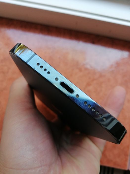 Vând huse iPhone 12 pro max, citiți anunțu