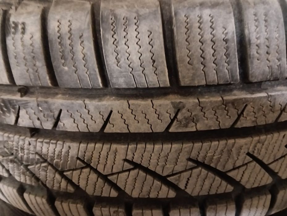 Продавам лети джанти със зимни гуми