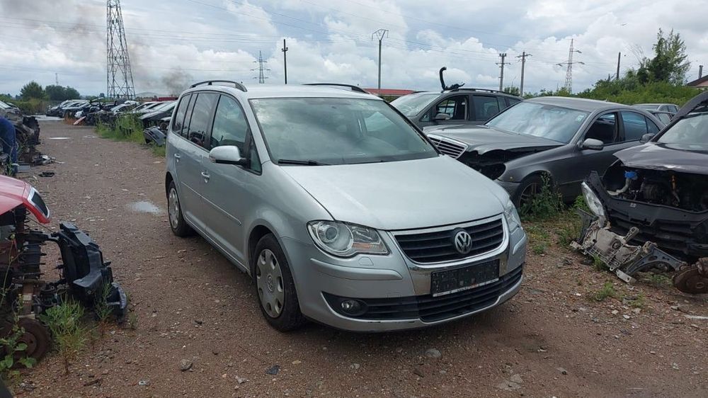 Dezmembrez Volkswagen Touran DSG 2008 1.9tdi BLS