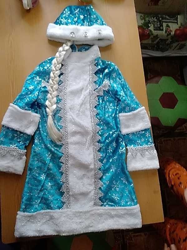 Карнавальный костюм СНЕГУРОЧКИ для девочки 4-6 лет, размер 36