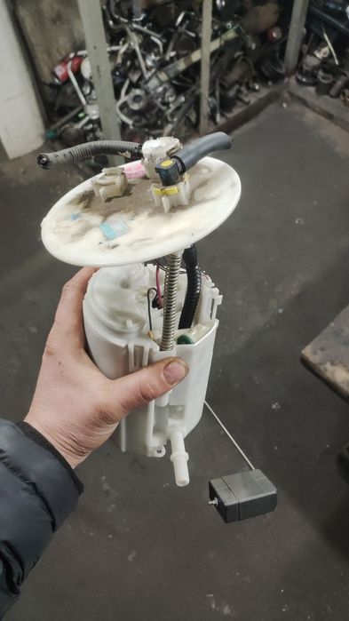 Бензанасос Лексус gs350