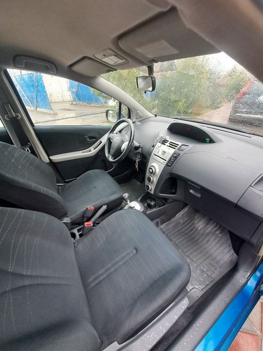 Toyota Yaris Automata,1.3 benzina,129000 km reali,unic prop de noua!