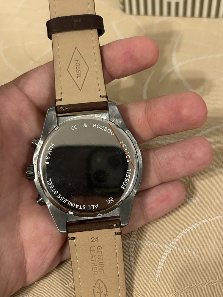 Fossil часовник BQ2800