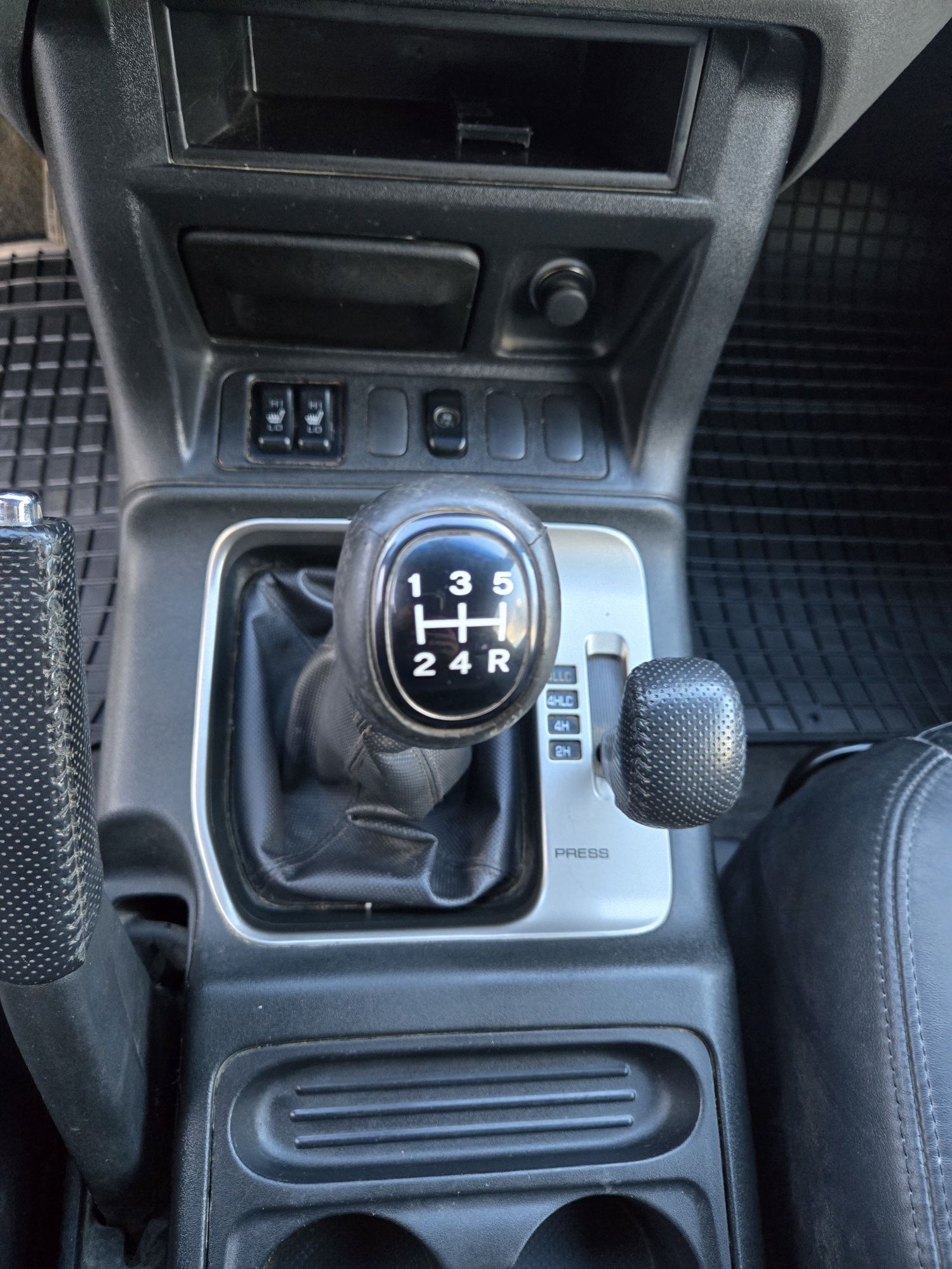 Mitsubishi Pajero III 3.2 D-iD
