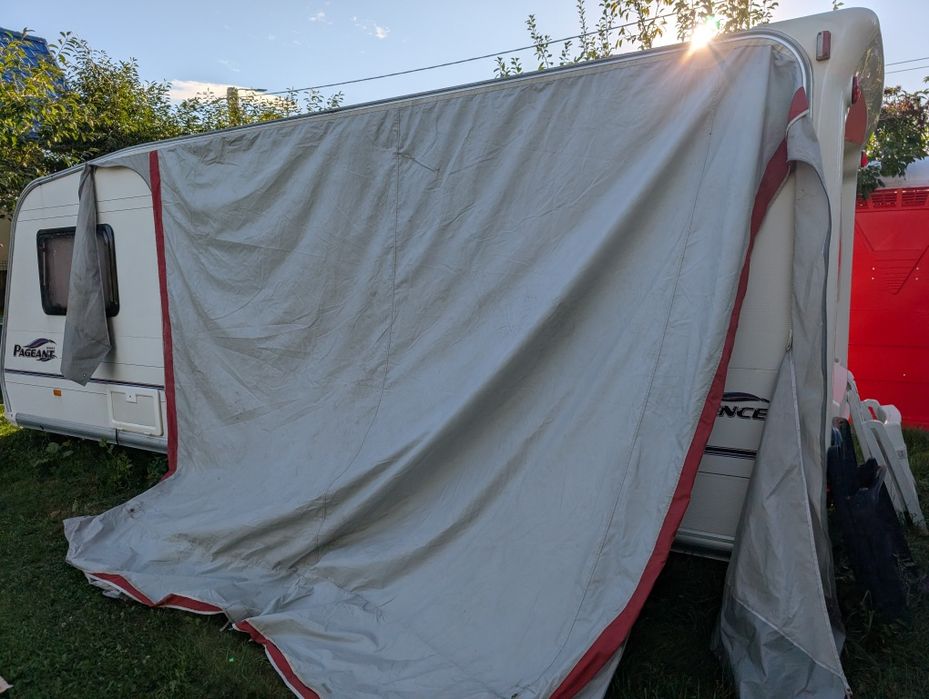 Cort Rulota impermeabil