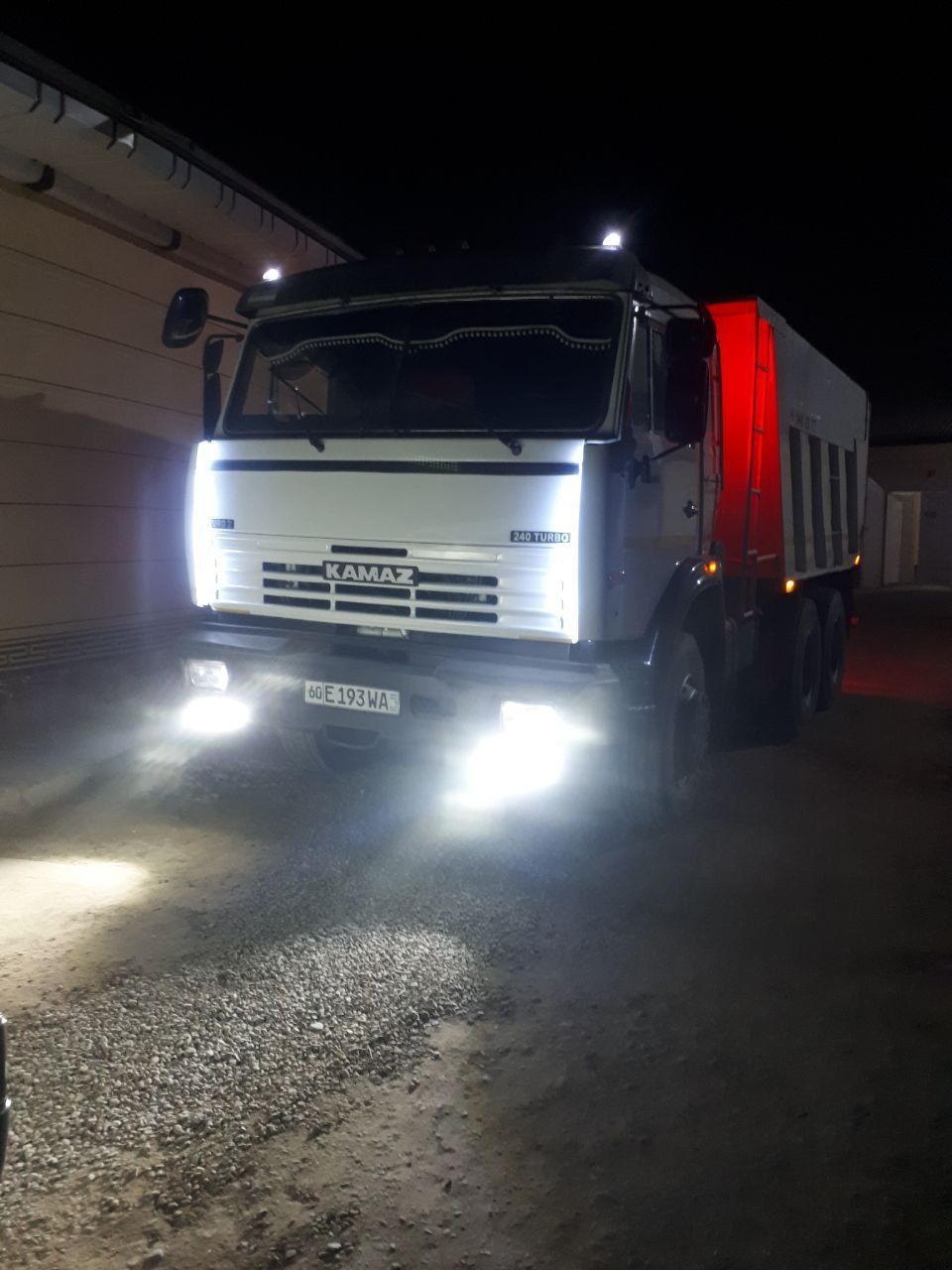 Yevro Kamaz 2008 gaz qo'yilgan 4 ta 100 talik Mator zo'r moy yemedi