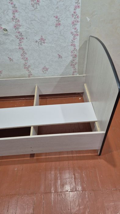 Продам кровать бу состояние хорошее