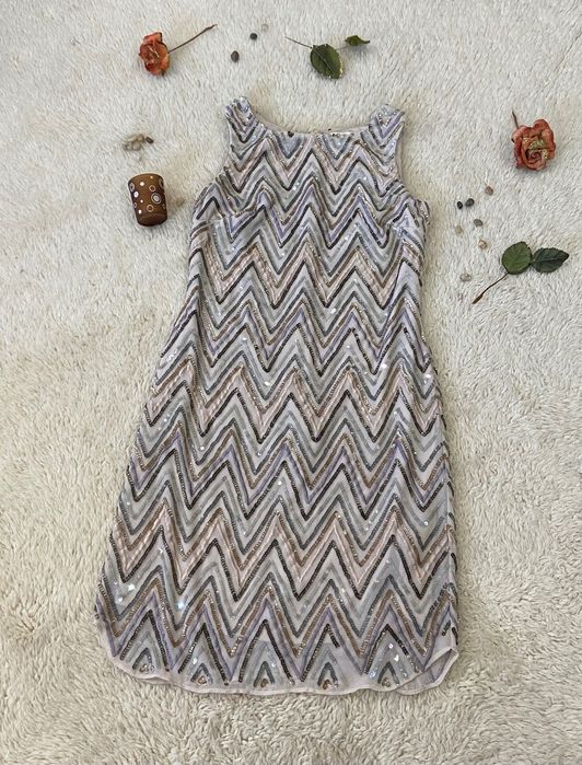 Дамска рокля с пайети - подходяща за всякакъв повод