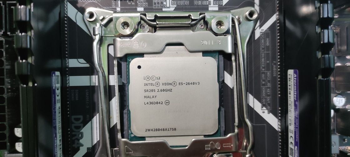Комплект Machinist x99/E5-2640V3/DDR4 16Gb