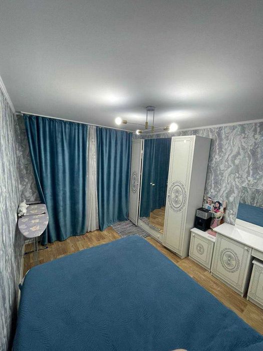 Продам отличную двухкомнатную квартиру в 8 микрорайоне