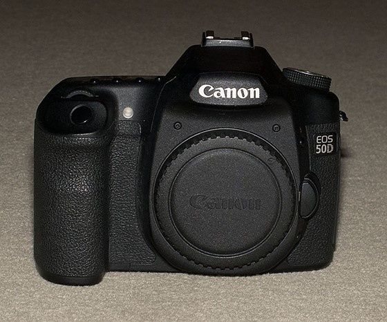 Canon 50D body + accesorii