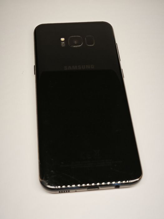 Samsung Galaxy S8+ 64GB, stare bună, mică crăpătură
