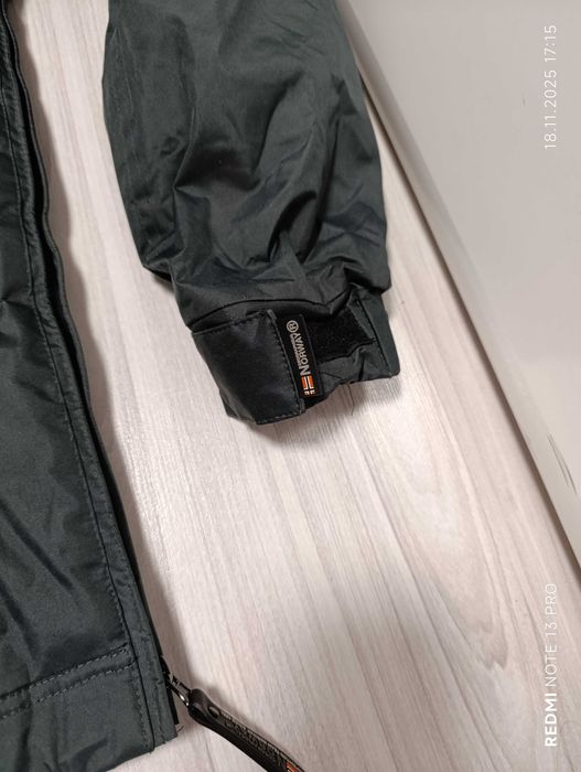 Geographical Norway Barker''оригинално мъжко зимно яке М размер