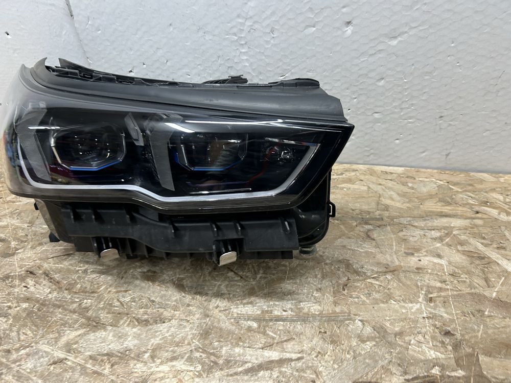 Far faruri bmw G60 G61 full led adaptiv 2024-2025 dreapta