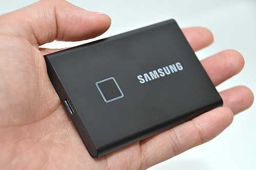 Ssd Samsung 1Tb с отпечатком пальца хард Samsung, маленький хард