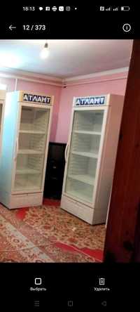 Продам большой Атлант   холодильник отлично работает  и охлаждает