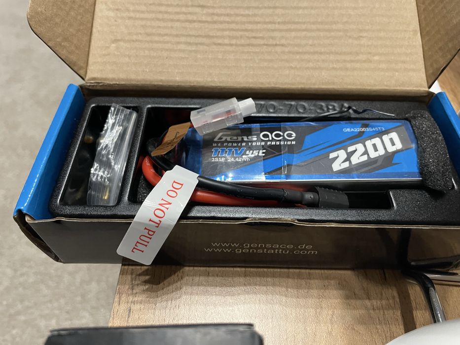 Дрон DJI Phantom 1 с две дистанционни