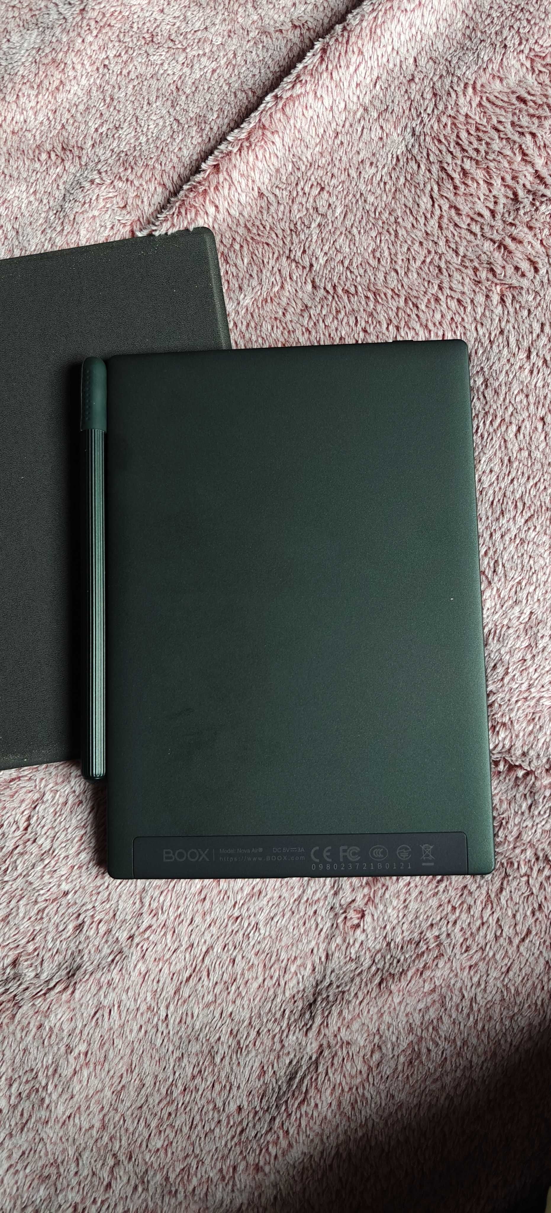 Електронна книга Boox NovaAirC + Калъф