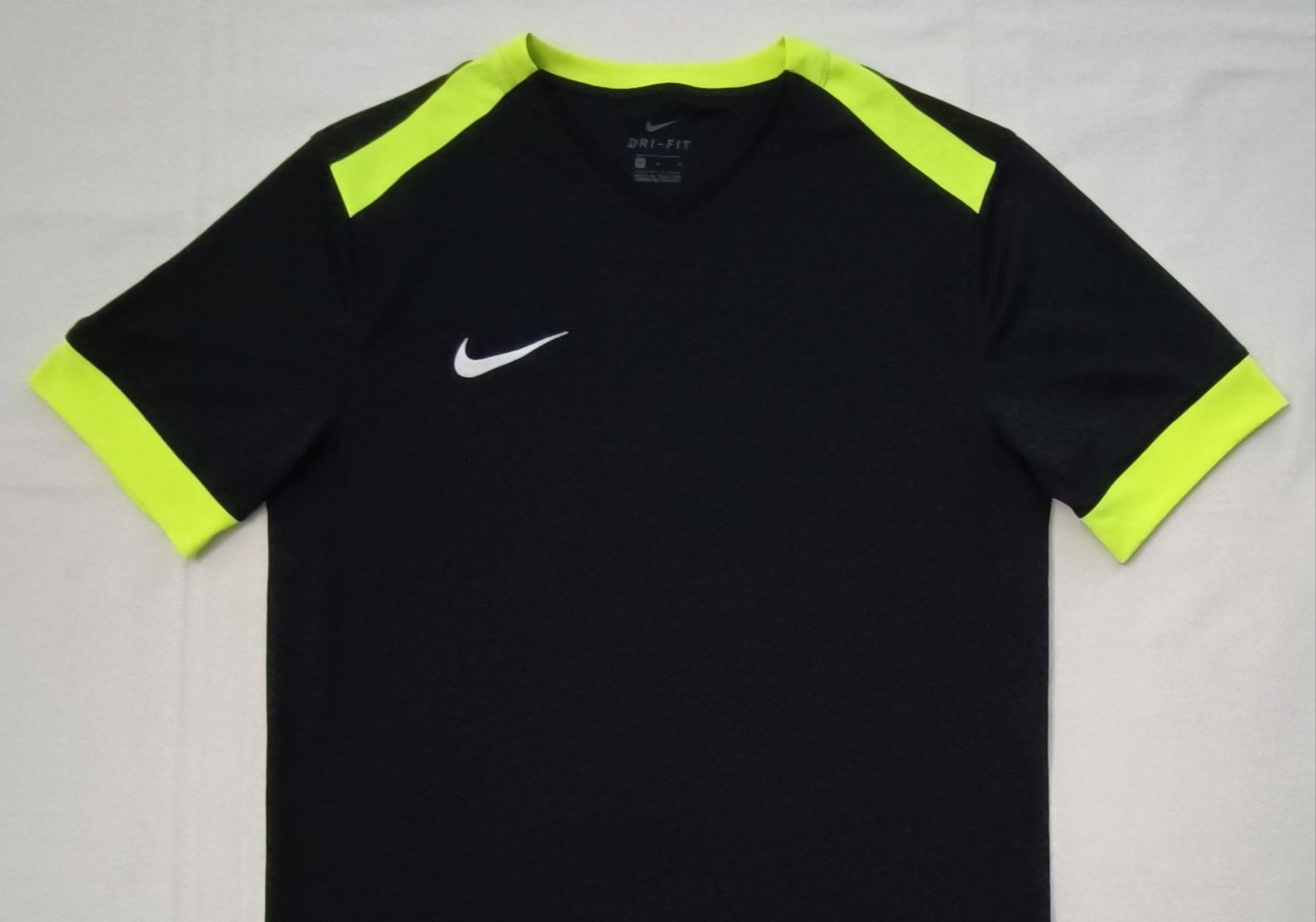 Nike DRI-FIT оригинална тениска M Найк спортна фланелка фитнес