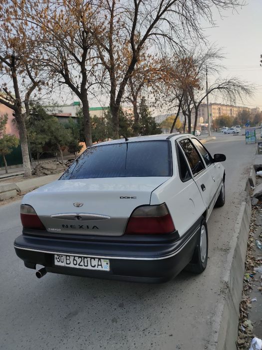 Nexia 1 daewoo sotiladi