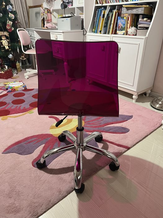 Scaun birou nefolosit