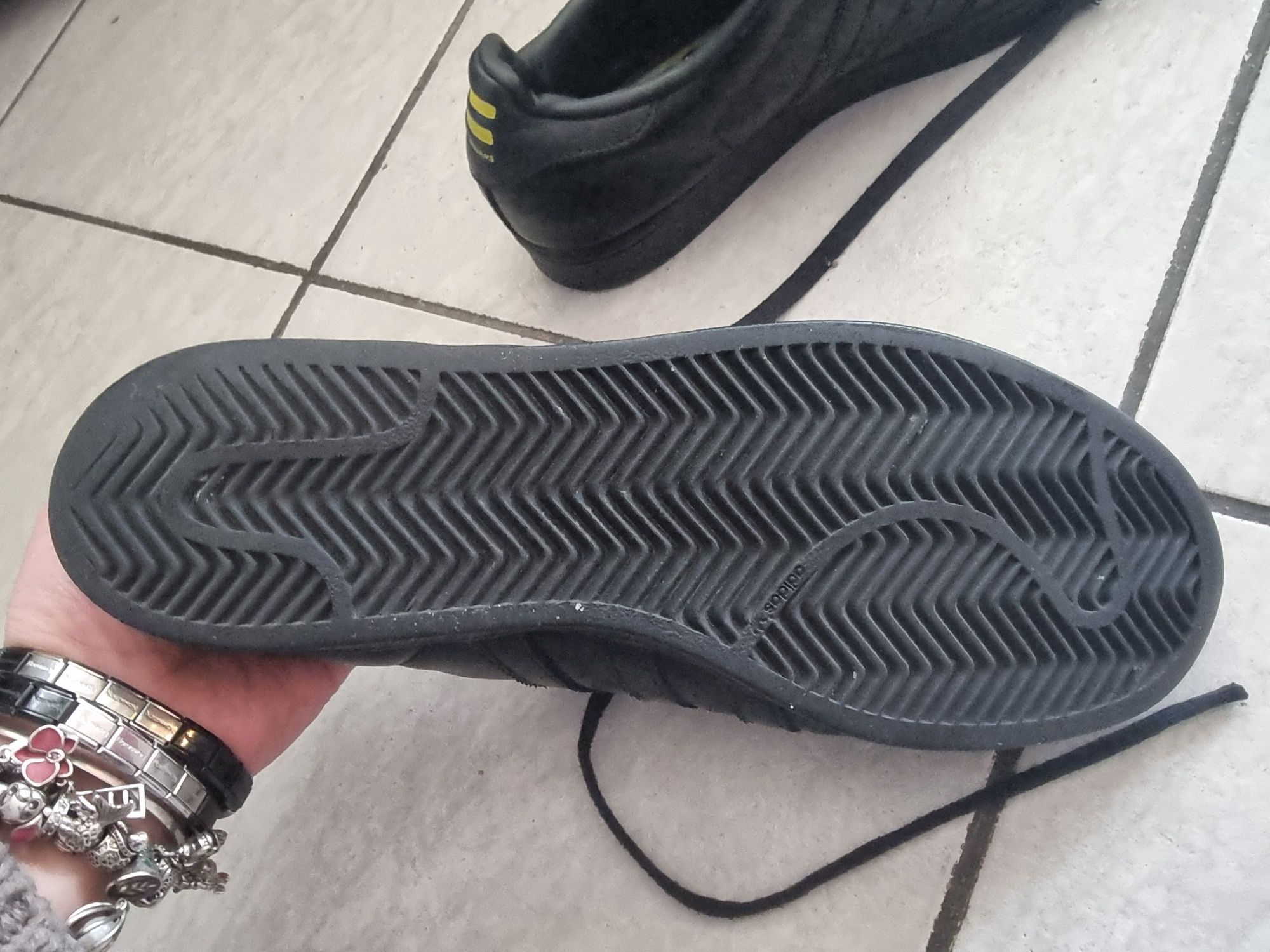 Adidas Superstar Pharrell Wiliams  мъжки маратонки 41номер