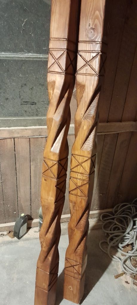 Stâlpi din lemn sculptați pentru terasă, scări, foișoare