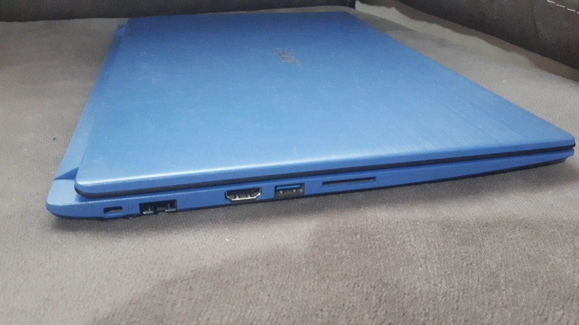 Лаптоп Acer Aspire1 A114-32