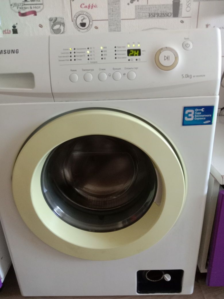 Продам стиральную машинку samsung