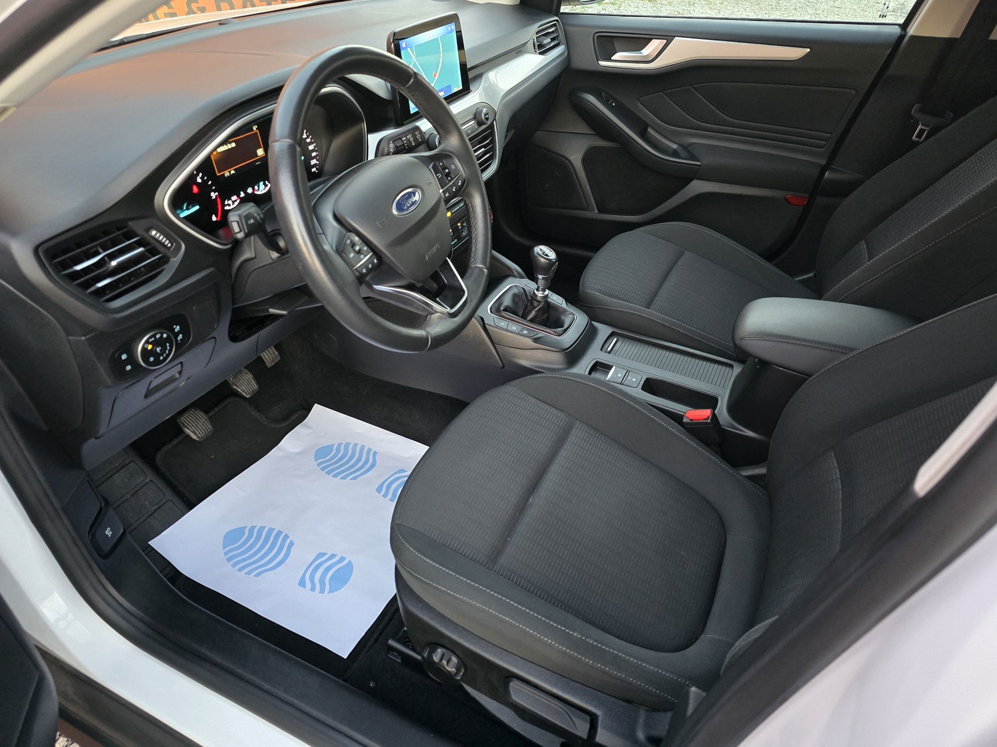 Ford Focus HATCHBACK Finantare Rate-Credit