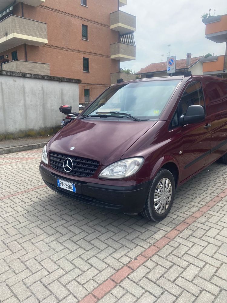 Mercedes Benz Vito