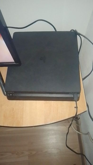 Ps 4 slim 500gb cu 2 controllere