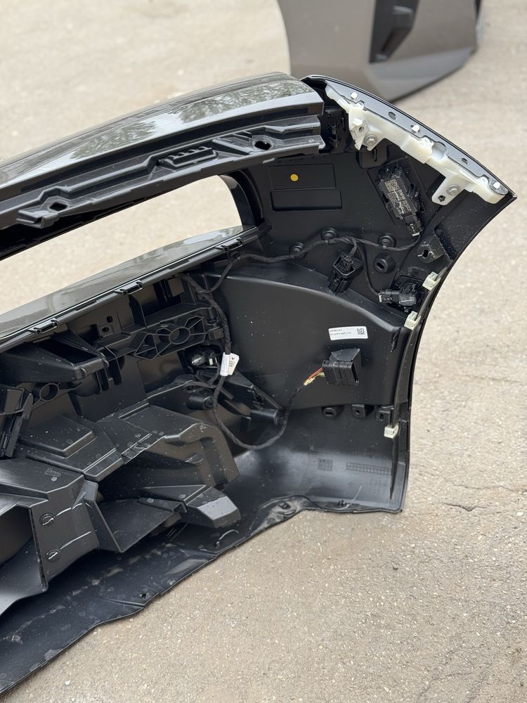 Bara fata Bmw Seria 7 G70 M-pachet completa