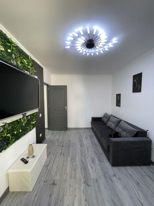 Apartament de lux - de vanzare - 2 camere