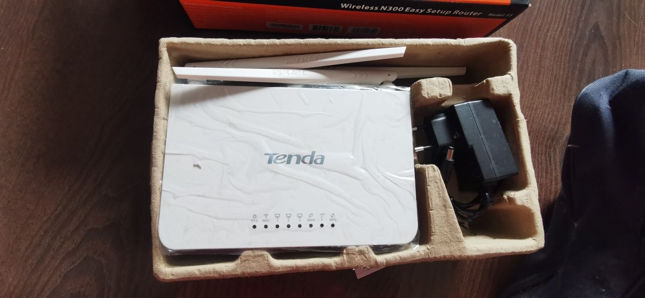 Router Tenda N300