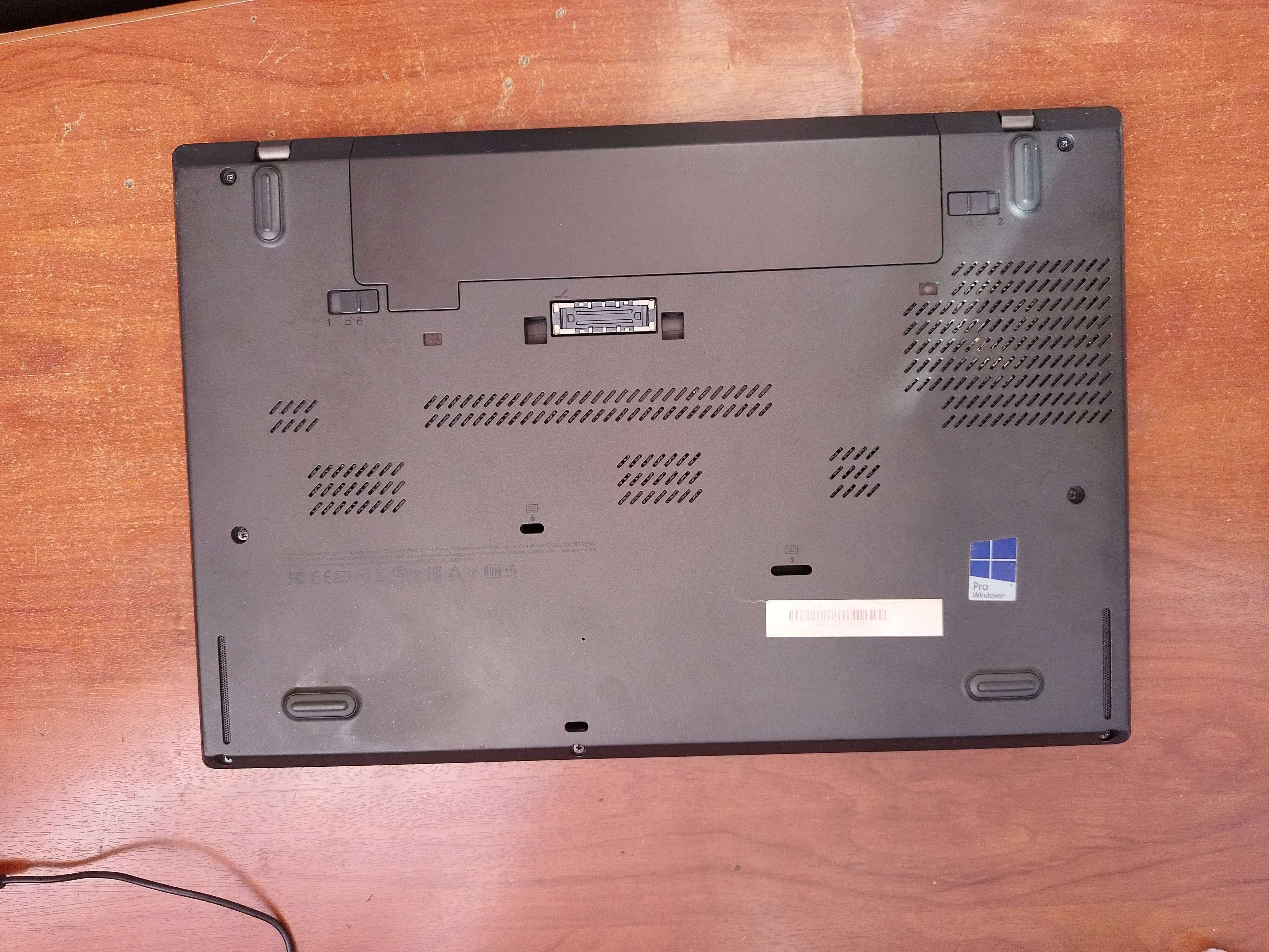 Лаптоп Lenovo ThinkPad T460 /i5-6300U/16GB DDR4/SSD 128 GB, Windows 11
