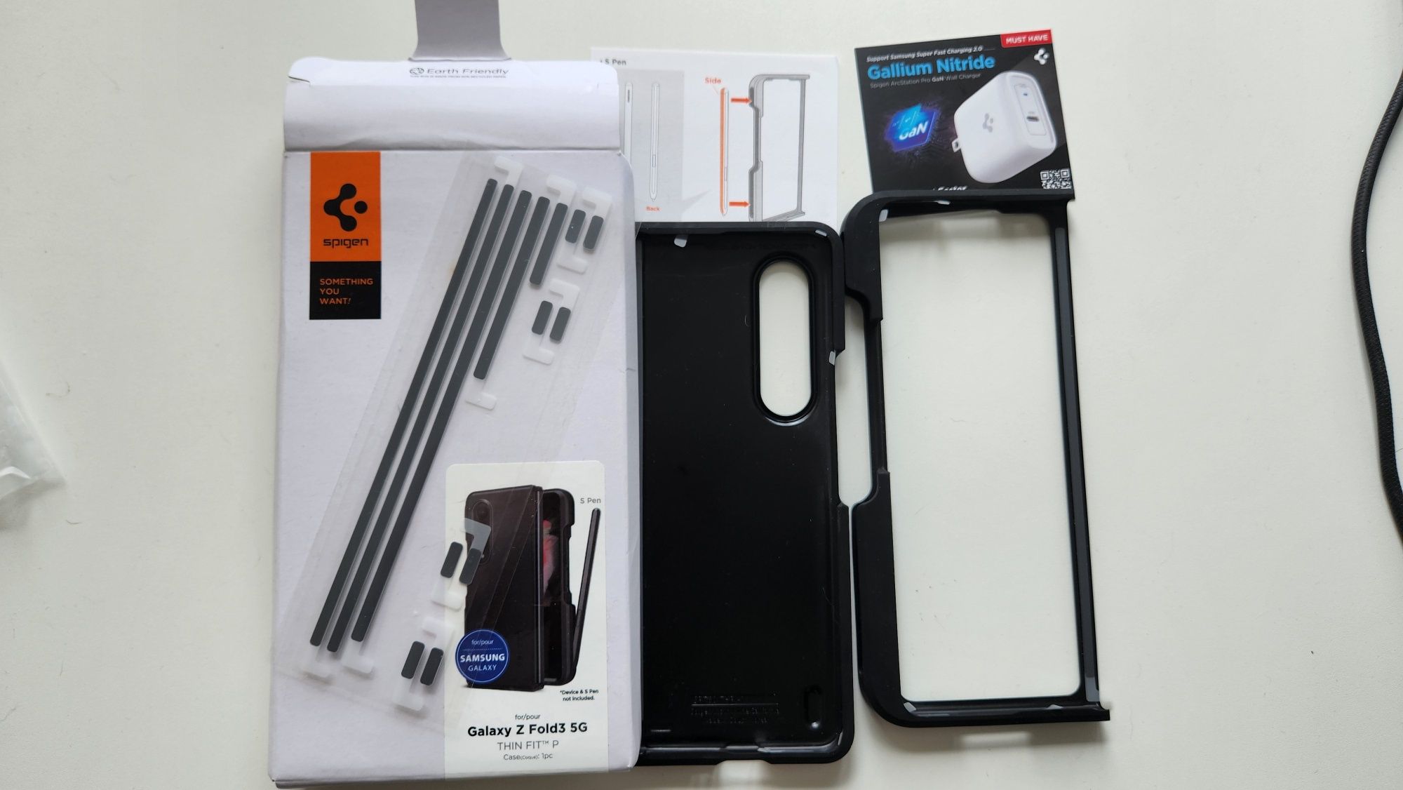 Husa Spigen Thin Fit P Samsung Fold 3